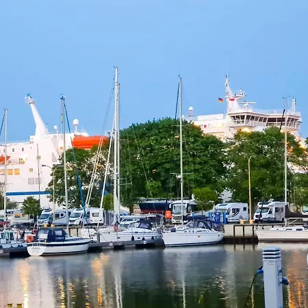 فيلة Visit Baltic - Blue Marine سفينويتشي