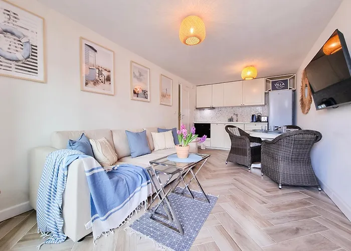 Villa Visit Baltic - Blue Marine *